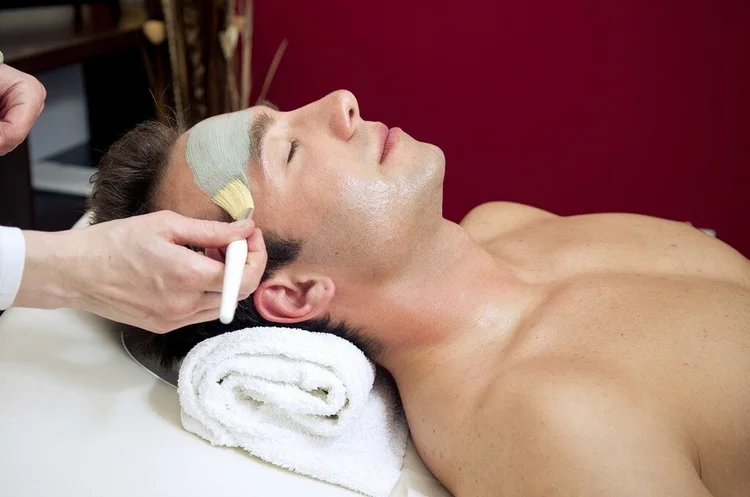 Gentlemen’s Facial