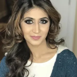 Alyshah Vishram Lalani: Female Founder, Entrepreneur, Wellness Warrior Alyshah Vishram Lalani: Female Founder, Entrepreneur, Wellness Warrior - 81b23d80 c8de 447e 951c be24e43b2cf1