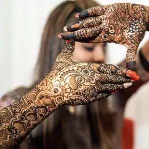 All About Henna What to Know Before You Try - a5bf066e 0fb6 4d9e b8bb a151e826b152