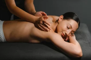 How to Incorporate Massage Therapy Into Your Wellness Routine How to Incorporate Massage Therapy Into Your Wellness Routine - howtoincorporatemassagetherapyintoyourwellnessroutine